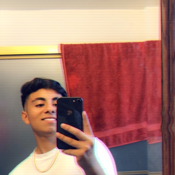 Meet your Posher, Matthew - Picture 1 of 1